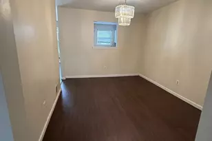 730 Harbortown Blvd, Perth Amboy, NJ 08861 - Photo 9