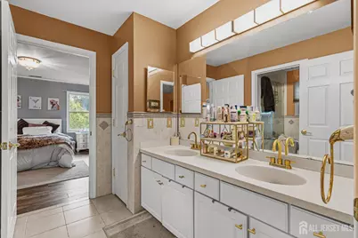 2 Lexington Court, Monroe Township, NJ 08831 - Photo 35