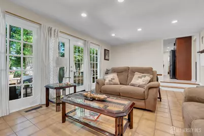 6 Mount Court, East Brunswick Township, NJ 08816 - Photo 11