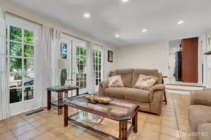 6 Mt Ct, East Brunswick Township, NJ 08816 - Photo 11