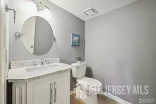 232 Westgate Dr, Edison, NJ 08820 - Photo 7