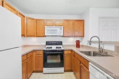 358 Rector Street #510, Perth Amboy, NJ 08861 - Photo 35