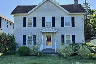 26 Hudson St, Marlboro Township, NJ 07746 - Photo 1