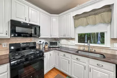 6 Polonia Court, Monroe Township, NJ 08831 - Photo 25