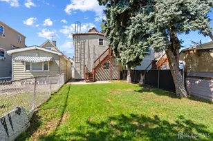 676 Charles St, Perth Amboy, NJ 08861 - Photo 31