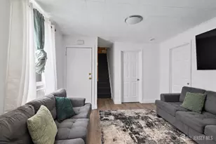 676 Charles St, Perth Amboy, NJ 08861 - Photo 7
