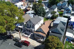 676 Charles St, Perth Amboy, NJ 08861 - Photo 39