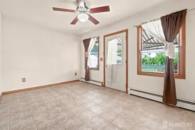 94 Luther Avenue, Perth Amboy, NJ 08861 - Photo 23