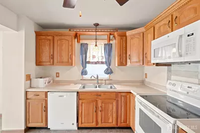 94 Luther Avenue, Perth Amboy, NJ 08861 - Photo 19