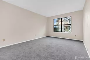 2101 Bayhead Dr, Sayreville, NJ 08859 - Photo 23