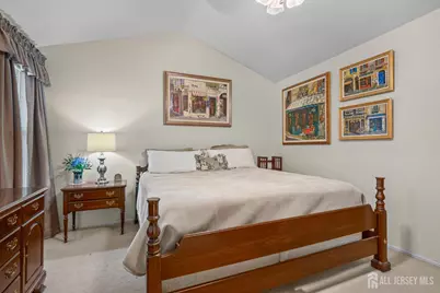 102 Rumford Way, Manalapan Township, NJ 07726 - Photo 17