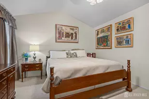 102 Rumford Way, Manalapan Township, NJ 07726 - Photo 17