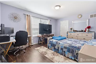 1738 W 3rd Street W, Piscataway Township, NJ 08854 - Photo 11