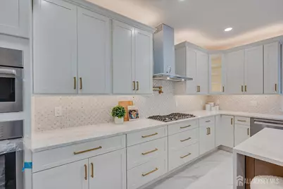 54 Nevsky Street, Edison, NJ 08820 - Photo 19