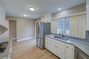 70 Gage Rd, East Brunswick Township, NJ 08816 - Photo 9