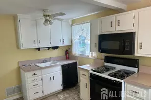 109 Highfield Rd, Colonia, NJ 07067 - Photo 5