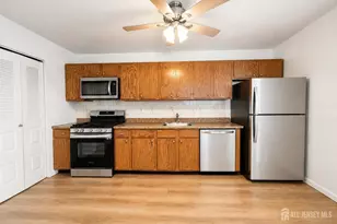 1226 Cricket Ln, Woodbridge Township, NJ 07095 - Photo 9