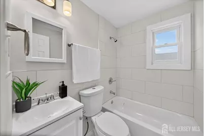 121 Dorothy Street, Carteret, NJ 07008 - Photo 7