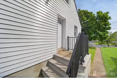 121 Dorothy Street, Carteret, NJ 07008 - Photo 19