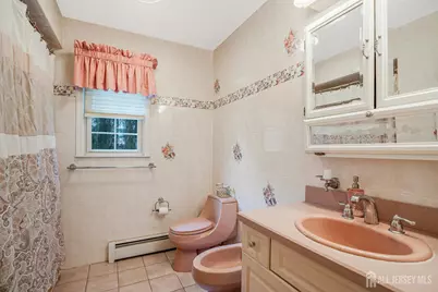 11 Woodrow Wilson Drive, Edison, NJ 08820 - Photo 19