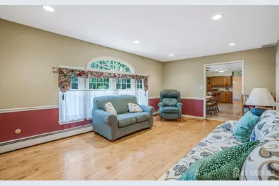 11 Woodrow Wilson Drive, Edison, NJ 08820 - Photo 11