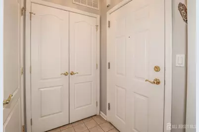 2101 Avery Court, Franklin Township, NJ 08873 - Photo 5