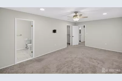 38 Ventura Court, Old Bridge Township, NJ 08857 - Photo 19