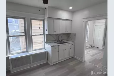 164 Lynd Street #2, Perth Amboy, NJ 08861 - Photo 9