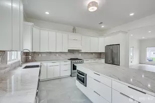 12 Hyde Ave, Iselin, NJ 08830 - Photo 21