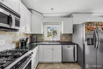 56 Rieder Road, Edison, NJ 08817 - Photo 9