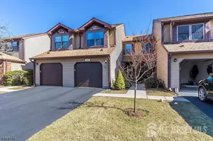 86 Bayberry Dr, Franklin Township, NJ 07416 - Photo 1