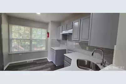 18 Dina Lane, Franklin Township, NJ 08873 - Photo 7