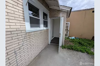 121 Kossuth Street, Franklin Township, NJ 08873 - Photo 3