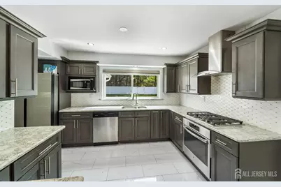 80 Stillwell Road, South Brunswick Township, NJ 08824 - Photo 17
