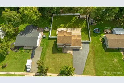 80 Stillwell Road, South Brunswick Township, NJ 08824 - Photo 5
