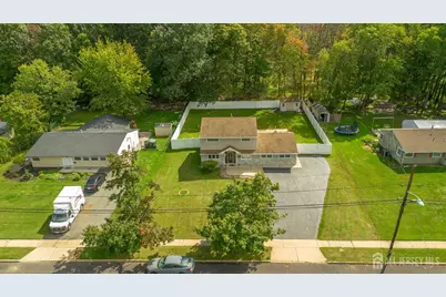 80 Stillwell Road, South Brunswick Township, NJ 08824 - Photo 7