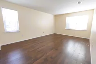 1807 Green Hollow Dr, Iselin, NJ 08830 - Photo 11