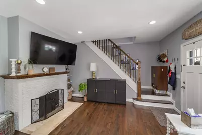 555 E Maple Avenue E, Woodbridge Township, NJ 07095 - Photo 7