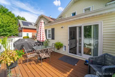 555 E Maple Avenue E, Woodbridge Township, NJ 07095 - Photo 27