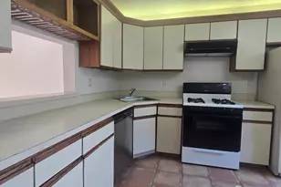 187 Hampshire Ct, Piscataway Township, NJ 08854 - Photo 3