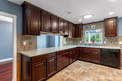 1912 Oxford Avenue, South Plainfield, NJ 07080 - Photo 9