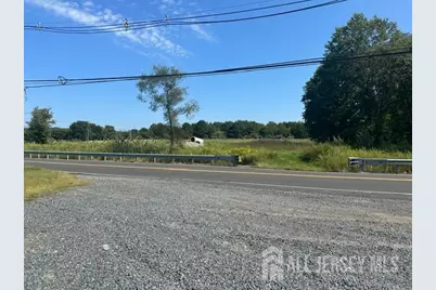 1 Wyckoff Mills Road, Cranbury Township, NJ 08512 - Photo 3