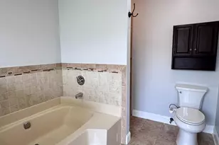 22 Jill Ct, South Brunswick Township, NJ 08852 - Photo 19