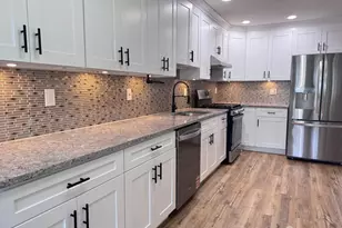 22 Jill Ct, South Brunswick Township, NJ 08852 - Photo 9