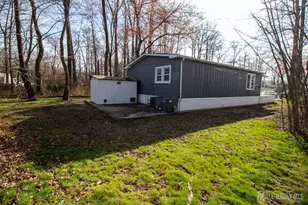 21 Keats Rd, North Brunswick Township, NJ 08902 - Photo 19