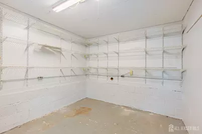 927 Wood Avenue, Edison, NJ 08820 - Photo 33