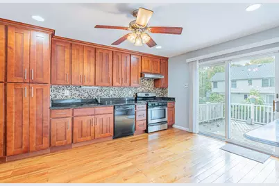 927 Wood Avenue, Edison, NJ 08820 - Photo 11