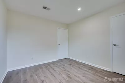 60 College Drive, Edison, NJ 08817 - Photo 23