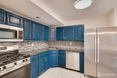60 College Drive, Edison, NJ 08817 - Photo 13