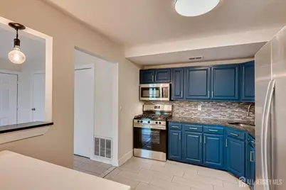 60 College Drive, Edison, NJ 08817 - Photo 11